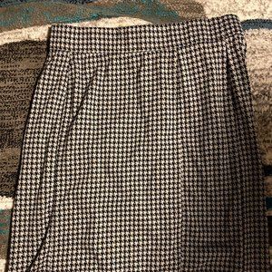 Black and Grey Houndstooth Pencil Skirt